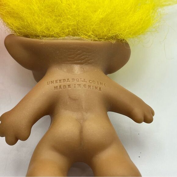 Vintage set of 2 1990s yellow and pink hair troll doll - Picture 8 of 8